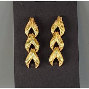 Gold Tone Textured Link Drop Earrings 3 Segment Dangle Pierced 1.77" Vintage